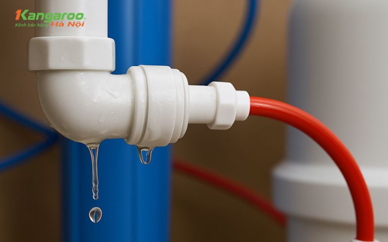 Rò rỉ cút nối là một trong các nguyên nhân khiến máy không ngắt được