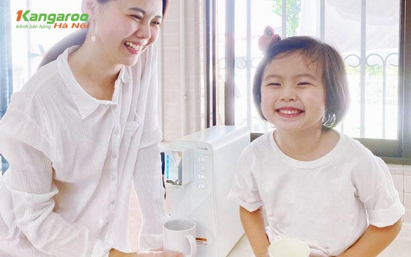 Vì sao nhiều gia đình chọn nước máy lọc cho việc pha sữa?
